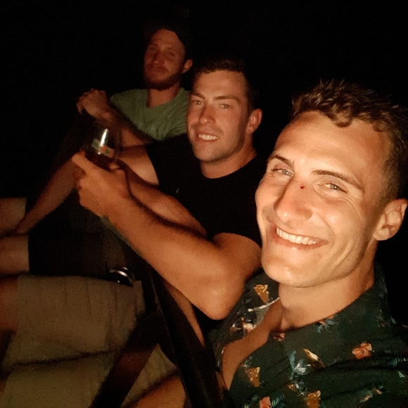 Meet your Posher, Henri - Picture 1 of 1